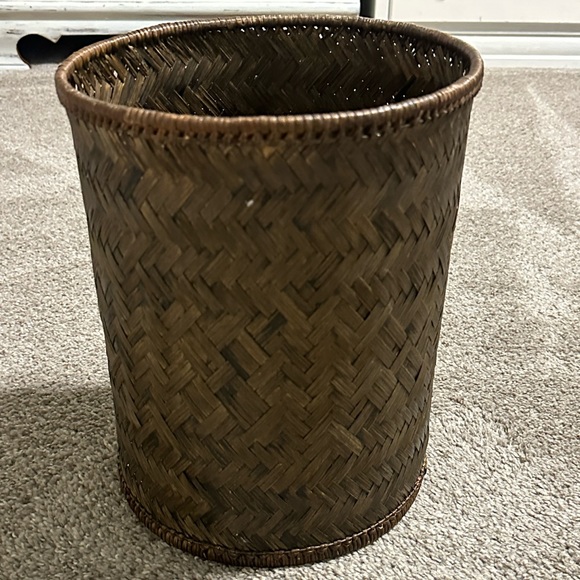 Wicker Basket - Picture 3 of 6